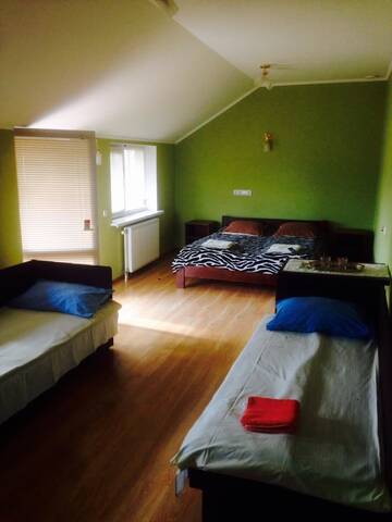 Фотографии Гостевой дом Mukachevo Room to Rent г. Мукачево (Украина) №2 Фото Гостевой дом Mukachevo Room to Rent г. Мукачево 2