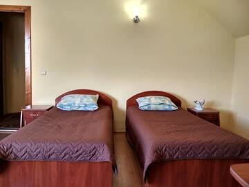 Фотографии Отель Hotel Dolphin г. Мукачево (Украина) №2 Фото Отель Hotel Dolphin г. Мукачево 2