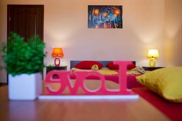 Фото номера Апартаменты с 1 спальней Апартаменты Best Apartment in the Center г. Мукачево 78