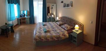 Фото номера Апартаменты с 2 спальнями Апартаменты VIP Apartments in the Centre г. Мукачево 37