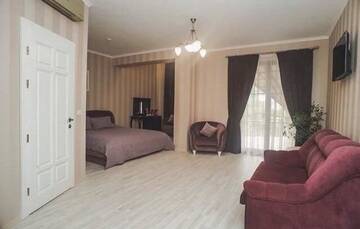 Фото номера Люкс Отель Hotel and Restaurant Velure г. Мукачево 2