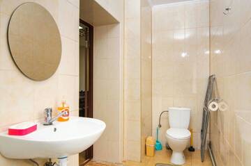 Фото номера Апартаменты с 2 спальнями Апартаменты Apartments Domovik on Valenberga 3 г. Мукачево 12