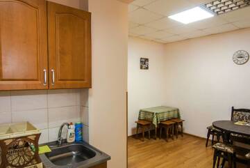 Фото номера Апартаменты с 2 спальнями Апартаменты Apartments Domovik on Valenberga 3 г. Мукачево 19