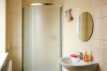 Фото номера Апартаменты с 2 спальнями Апартаменты Apartments Domovik on Valenberga 3 г. Мукачево 9
