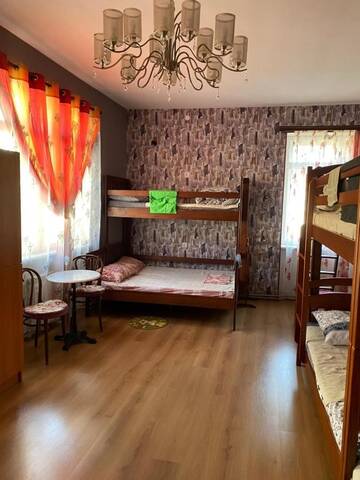 Фото номера Общий номер для мужчин и женщин с 8 кроватями Хостелы Centre Hostel г. Мукачево 9