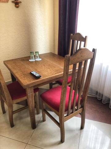 Фото номера Стандартный двухместный номер с 2 отдельными кроватями Отель Kontinent Hotel г. Мукачево 17