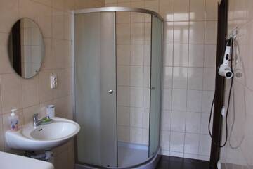 Фото номера Двухместный номер с 1 кроватью Апартаменты Apartments Domovik ,Kirilla i Mefodiya, 5 г. Мукачево 5