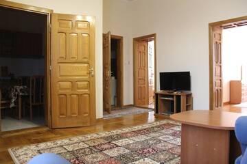 Фото номера Апартаменты с 2 спальнями Апартаменты Apartments Domovik ,Kirilla i Mefodiya, 5 г. Мукачево 16